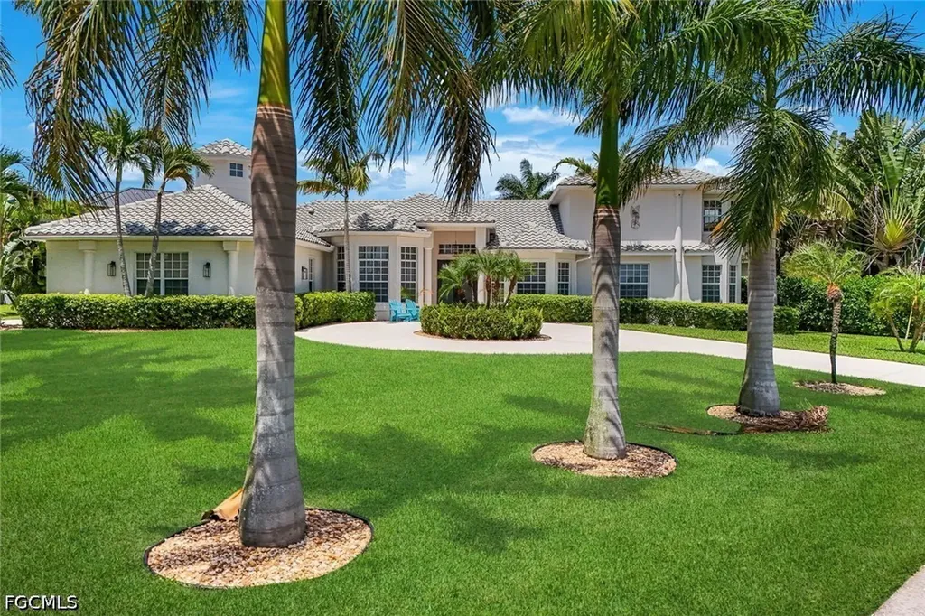 2819 El Dorado Parkway W Cape Coral FL 33914