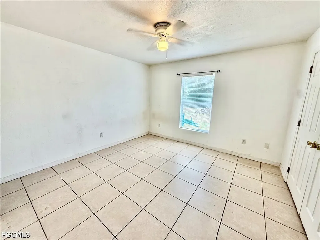 4718/4720 Golfview Boulevard Lehigh Acres FL 33973