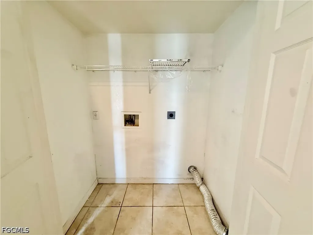 4718/4720 Golfview Boulevard Lehigh Acres FL 33973