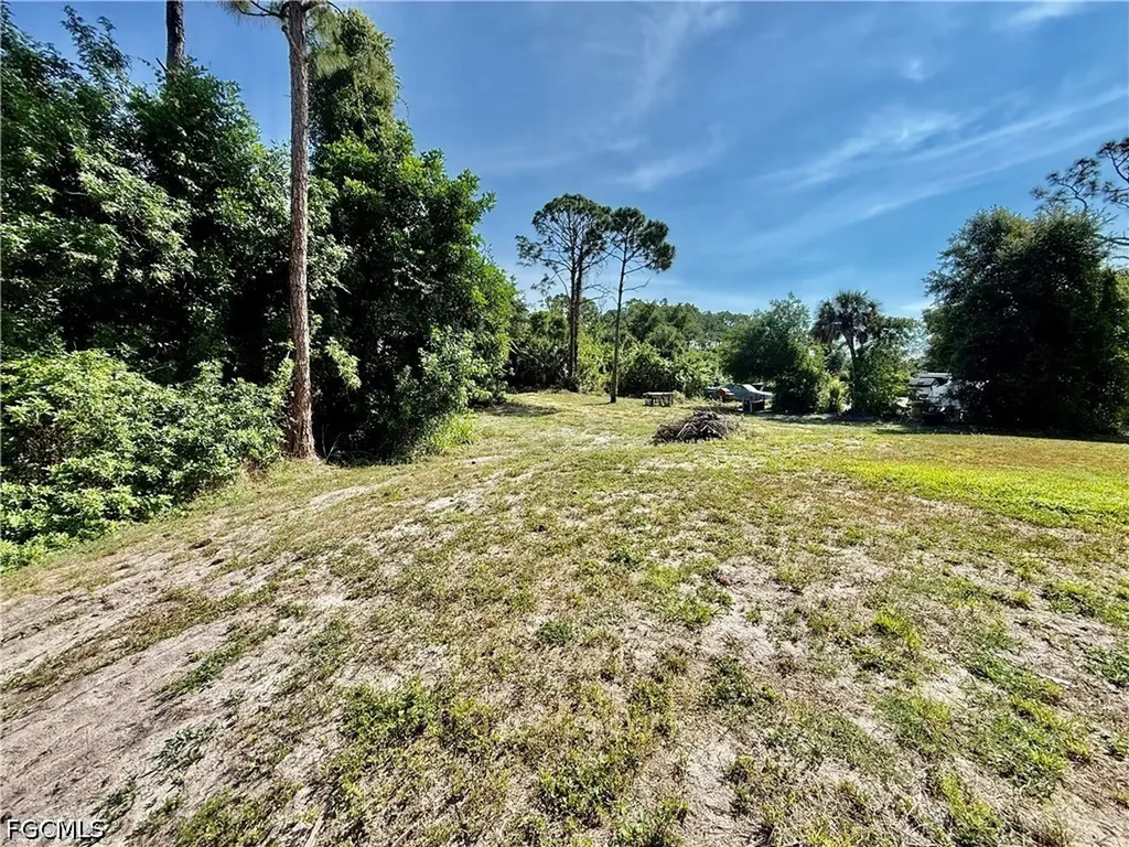 4718/4720 Golfview Boulevard Lehigh Acres FL 33973