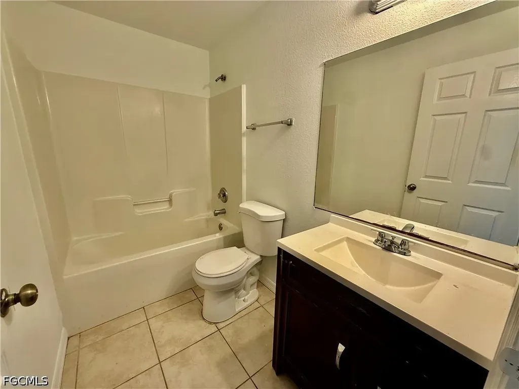 4718/4720 Golfview Boulevard Lehigh Acres FL 33973