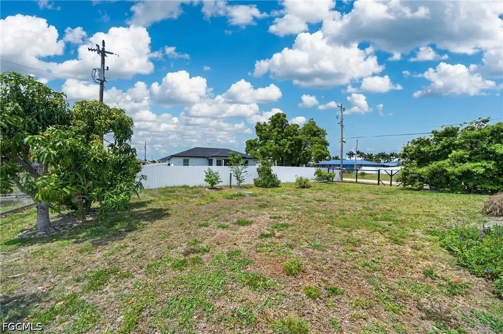 1017 NW 15th Street Cape Coral FL 33993