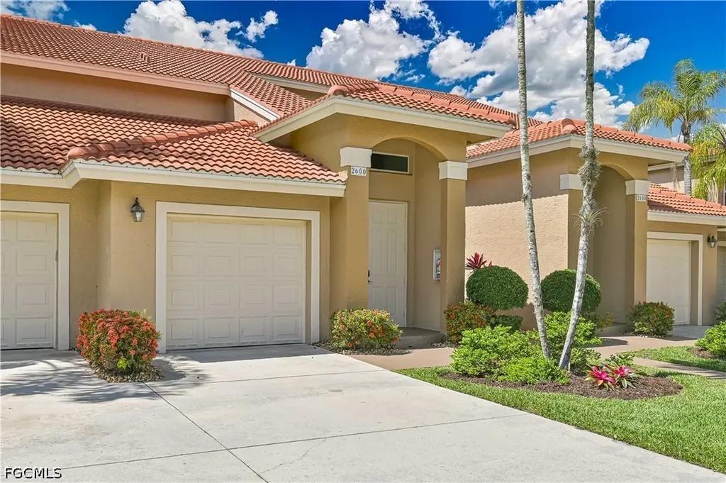 2600 Marshcreek Lane Naples FL 34119