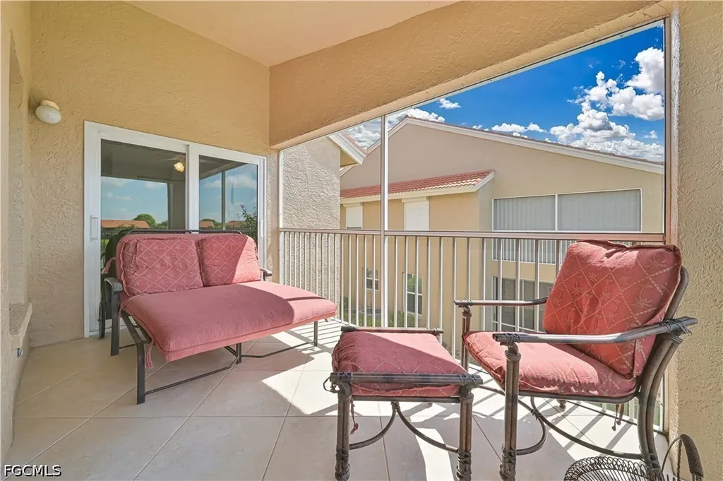 2600 Marshcreek Lane Naples FL 34119