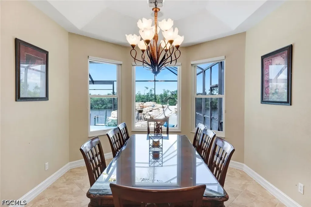 5332 SW 28th Place Cape Coral FL 33914