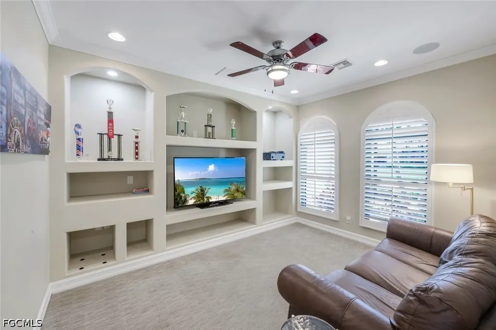 5332 SW 28th Place Cape Coral FL 33914