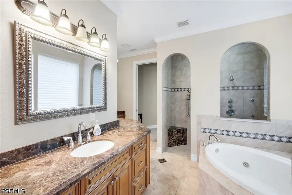 5332 SW 28th Place Cape Coral FL 33914