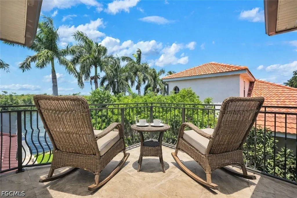 5332 SW 28th Place Cape Coral FL 33914