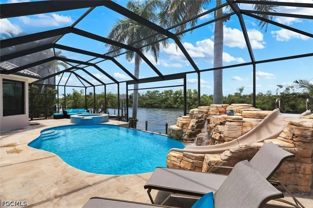 5332 SW 28th Place Cape Coral FL 33914