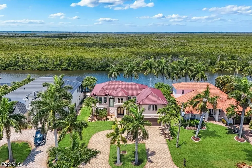 5332 SW 28th Place Cape Coral FL 33914