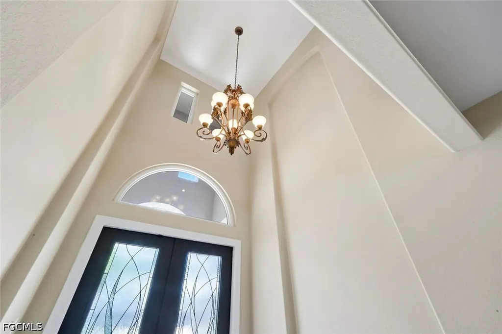 5332 SW 28th Place Cape Coral FL 33914
