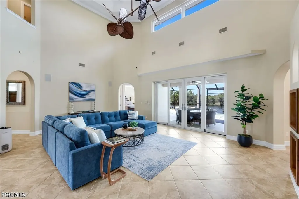 5332 SW 28th Place Cape Coral FL 33914