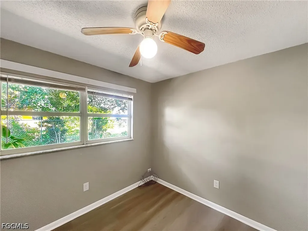 13037 1st Street Fort Myers FL 33905