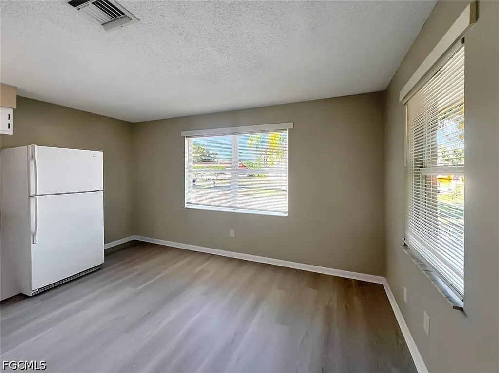 13037 1st Street Fort Myers FL 33905