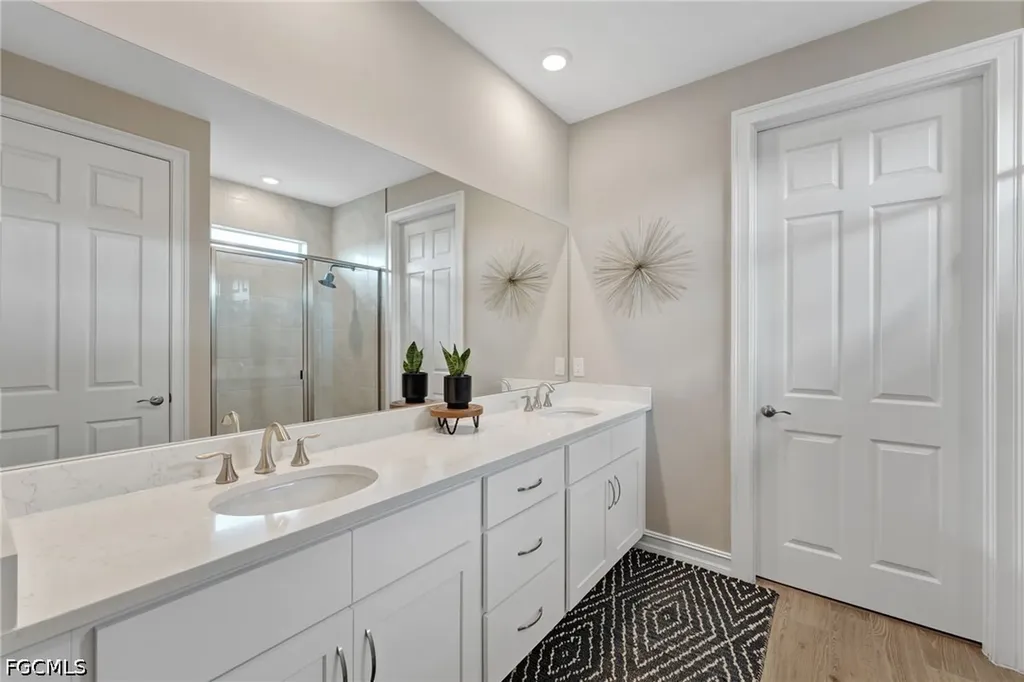 16711 Elkhorn Coral Drive North Fort Myers FL 33903