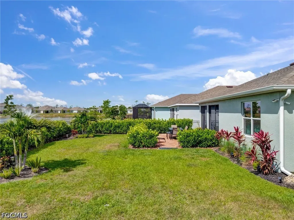 16711 Elkhorn Coral Drive North Fort Myers FL 33903
