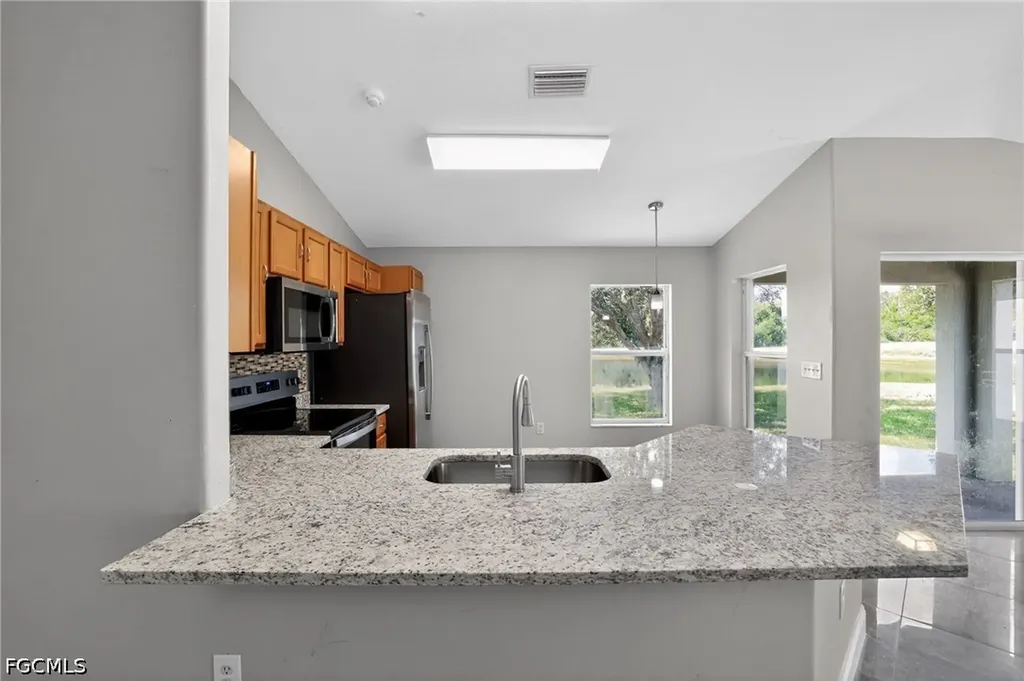 7513 Turtle View Drive Ruskin FL 33573