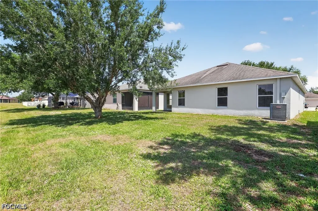 7513 Turtle View Drive Ruskin FL 33573