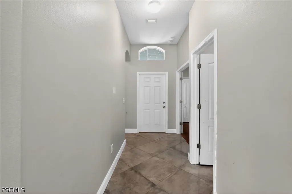 7513 Turtle View Drive Ruskin FL 33573