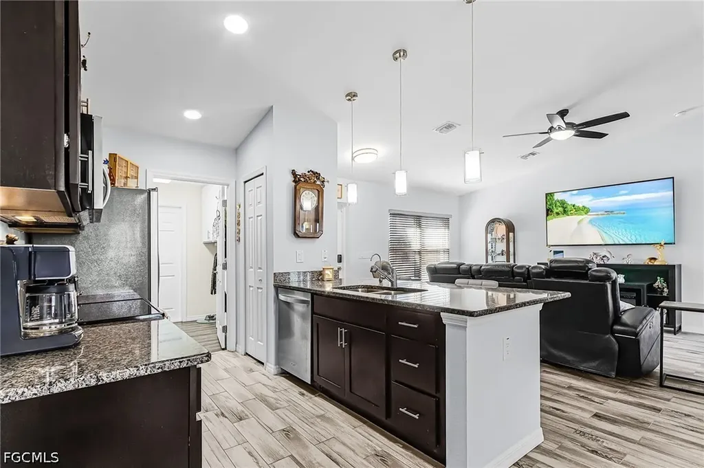 9032 Meadow Circle Labelle FL 33935
