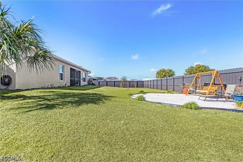 9032 Meadow Circle Labelle FL 33935