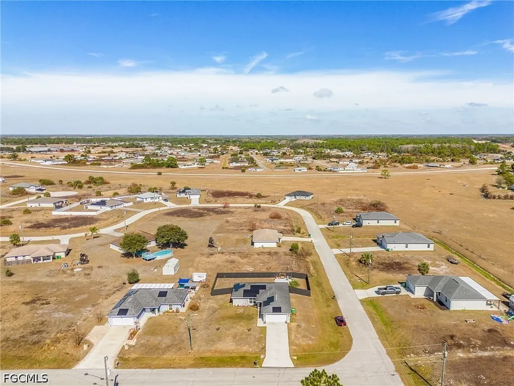 9032 Meadow Circle Labelle FL 33935