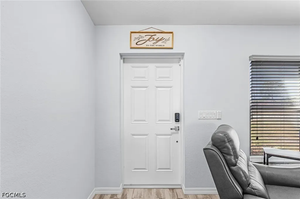 9032 Meadow Circle Labelle FL 33935