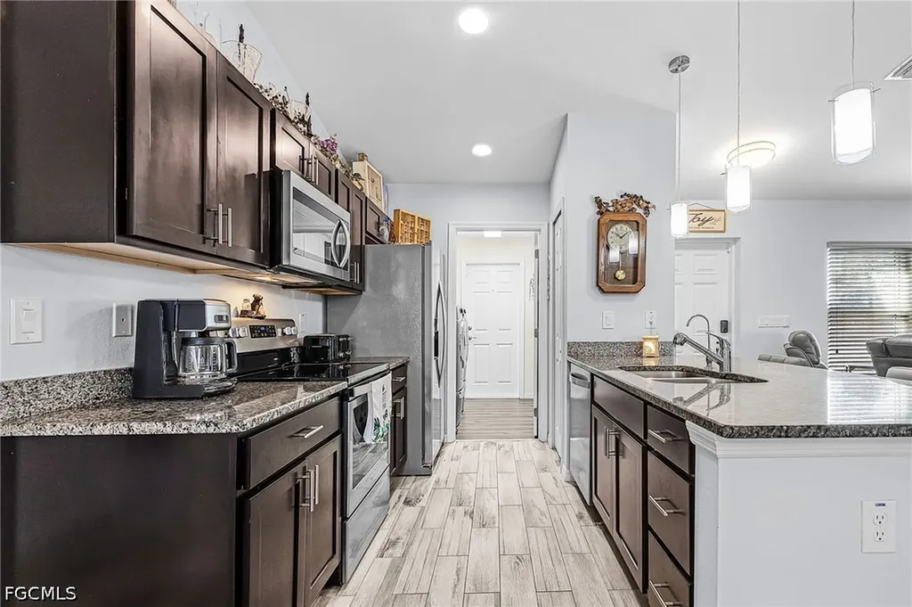 9032 Meadow Circle Labelle FL 33935