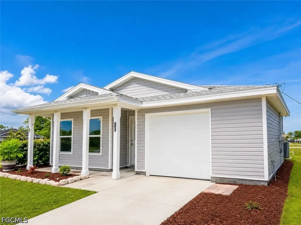 3021 NE 2nd Avenue Cape Coral FL 33909