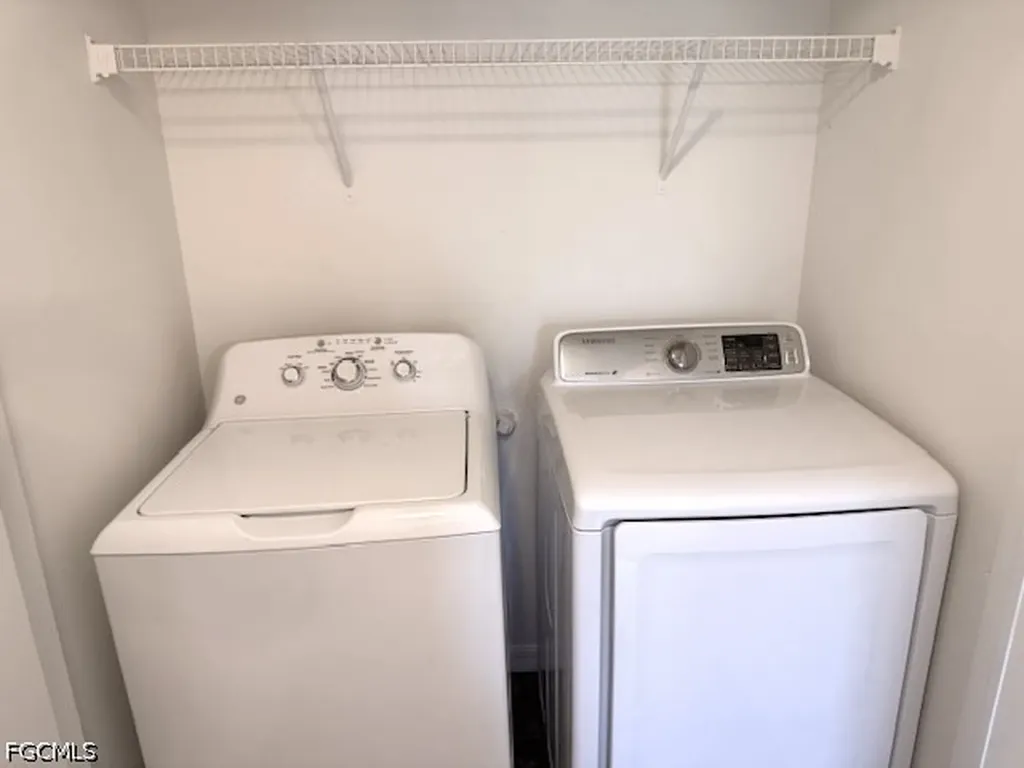 3021 NE 2nd Avenue Cape Coral FL 33909