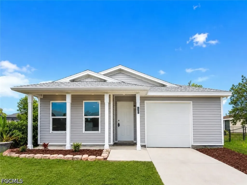 3021 NE 2nd Avenue Cape Coral FL 33909