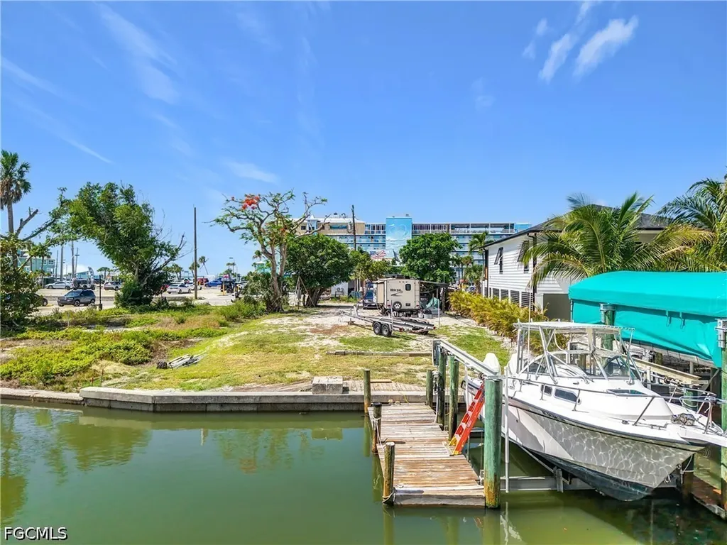 1339 Santos Road Fort Myers Beach FL 33931