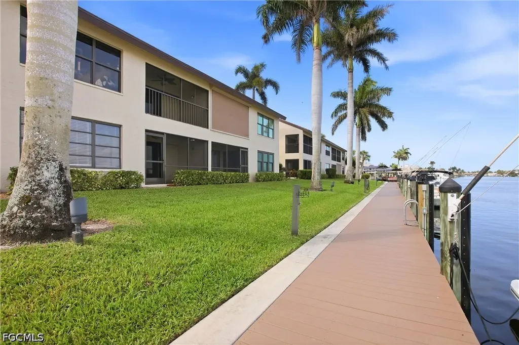 5109 Sunnybrook Court Cape Coral FL 33904