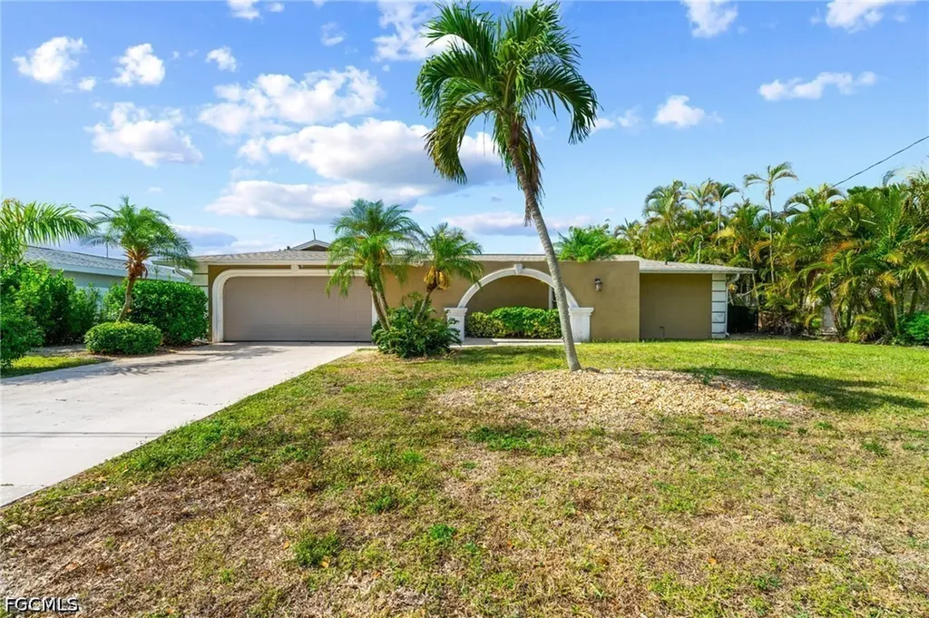 1928 Savona Parkway Cape Coral FL 33904