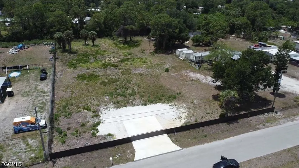 8226 Grady Drive North Fort Myers FL 33917