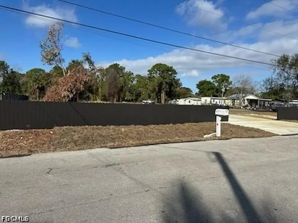 8226 Grady Drive North Fort Myers FL 33917