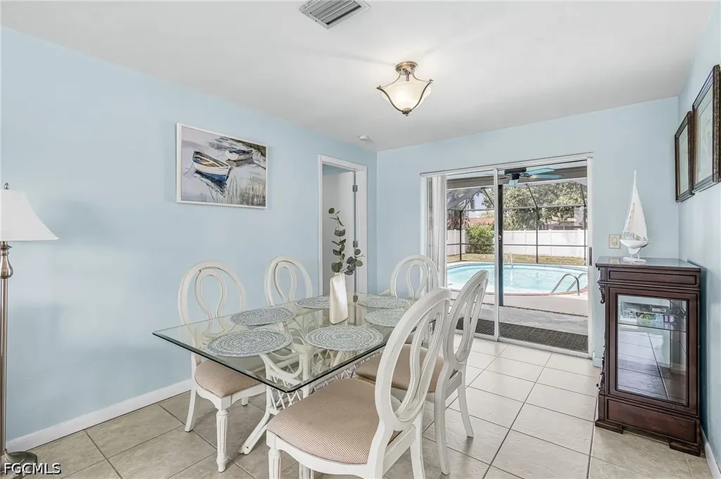 3122 SE 22nd Place Cape Coral FL 33904