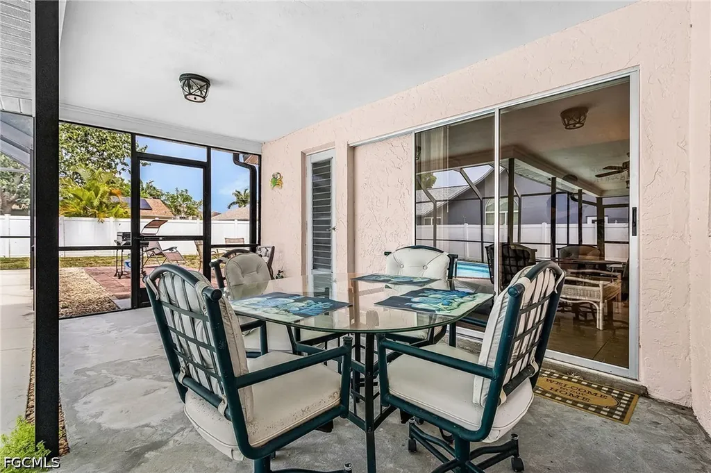 3122 SE 22nd Place Cape Coral FL 33904