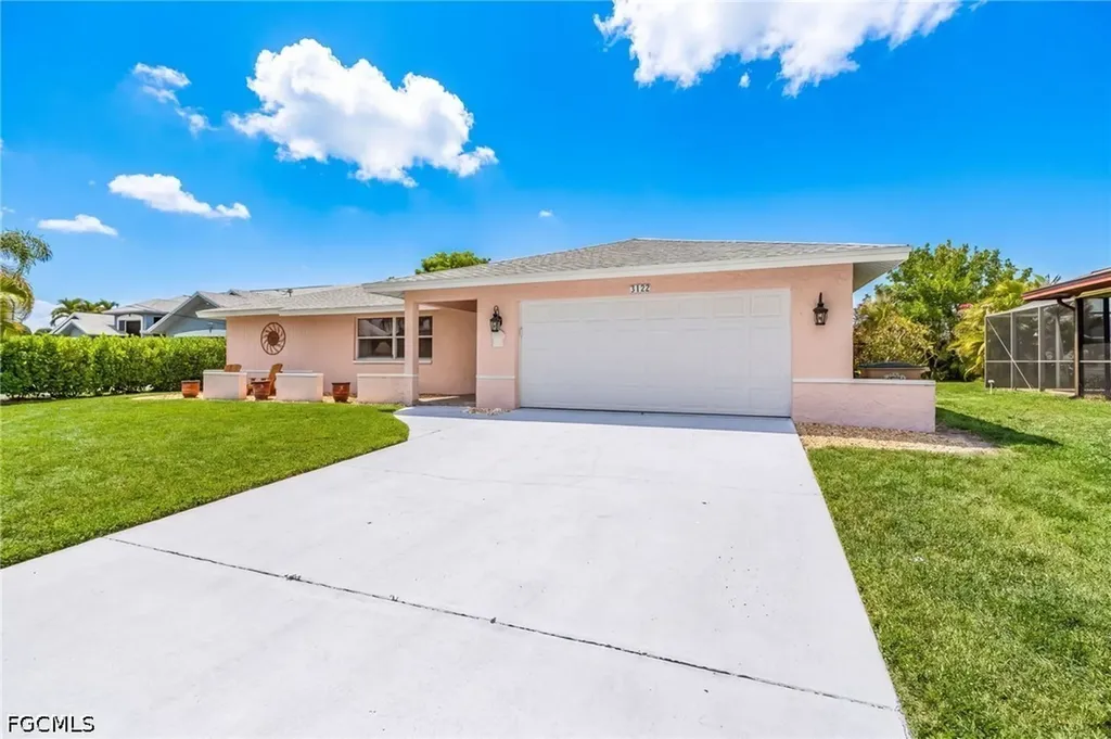 3122 SE 22nd Place Cape Coral FL 33904