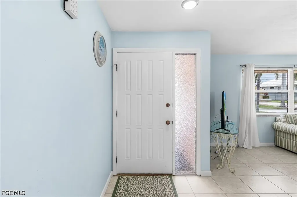 3122 SE 22nd Place Cape Coral FL 33904
