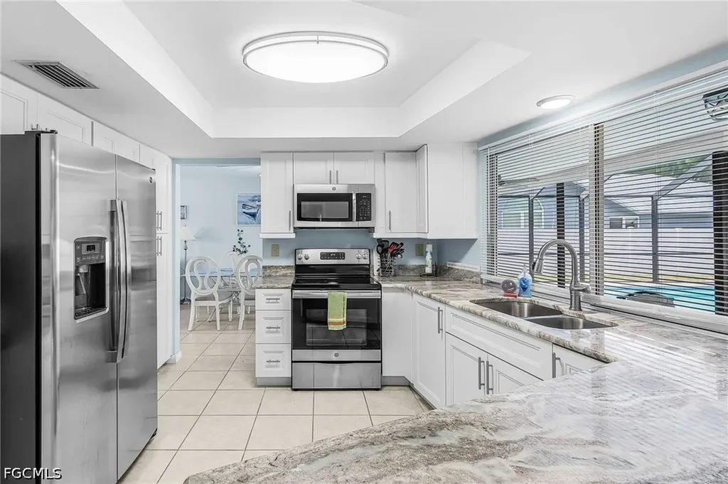 3122 SE 22nd Place Cape Coral FL 33904