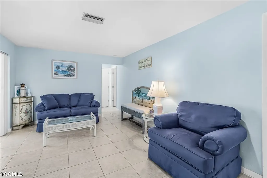 3122 SE 22nd Place Cape Coral FL 33904