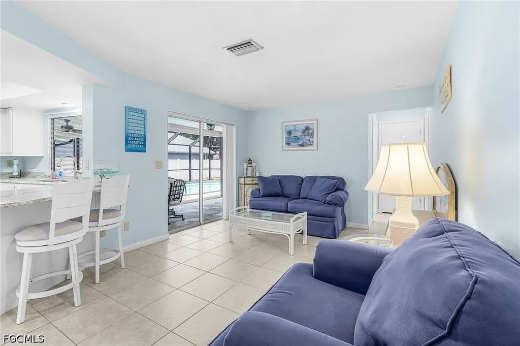 3122 SE 22nd Place Cape Coral FL 33904
