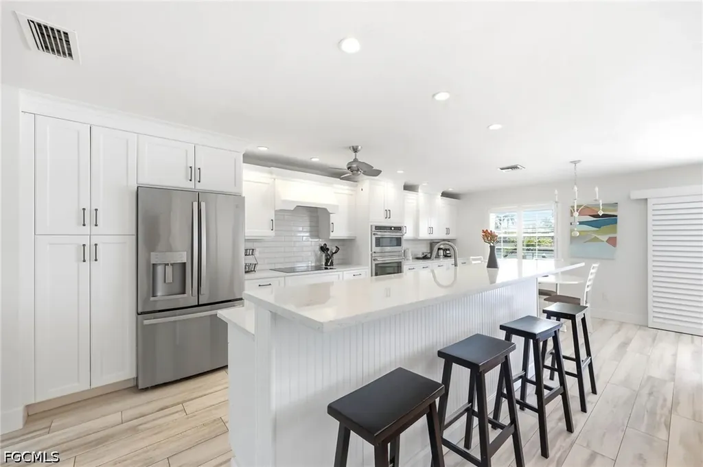 469 Bayshore Drive Cape Coral FL 33904