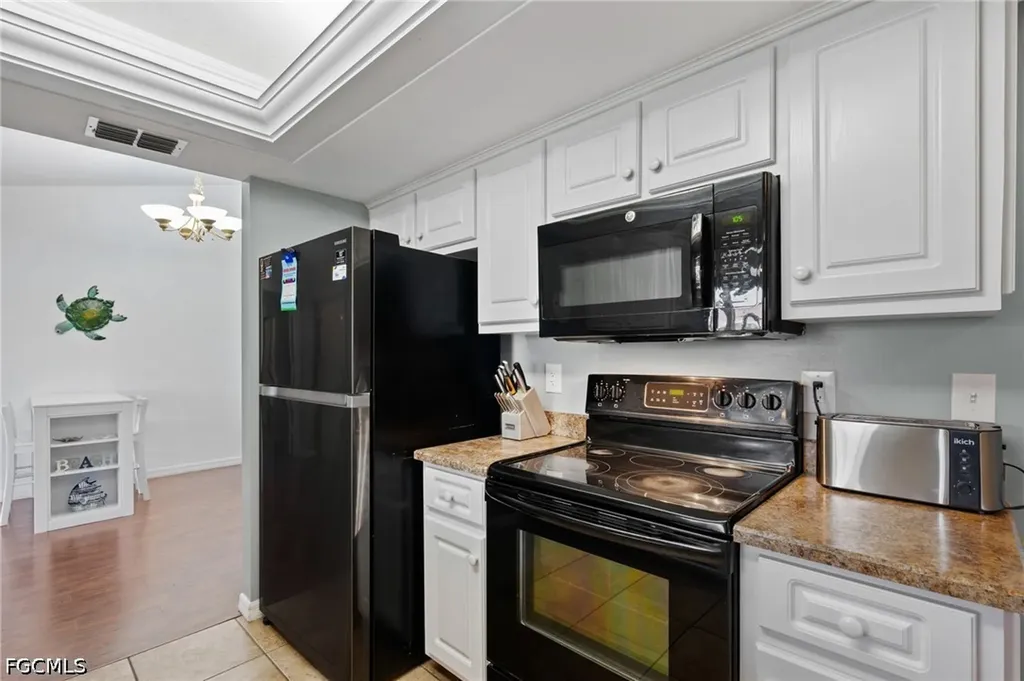 1906 Everest Parkway Cape Coral FL 33904