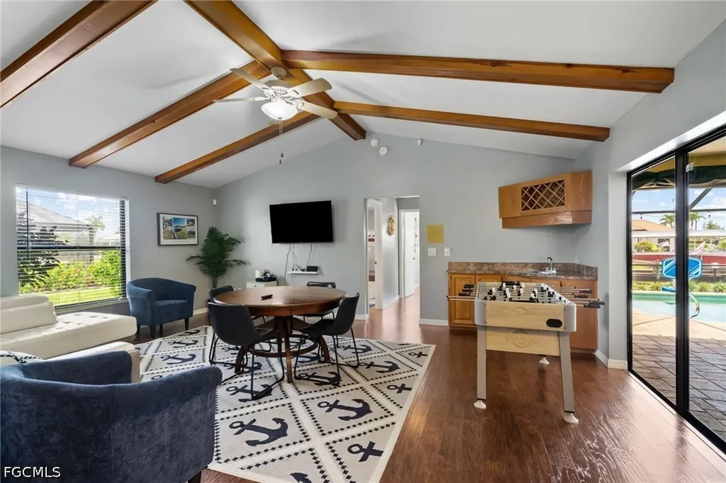 1906 Everest Parkway Cape Coral FL 33904
