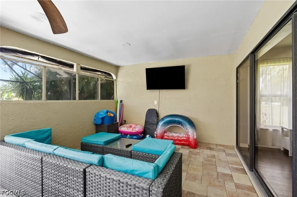 1906 Everest Parkway Cape Coral FL 33904