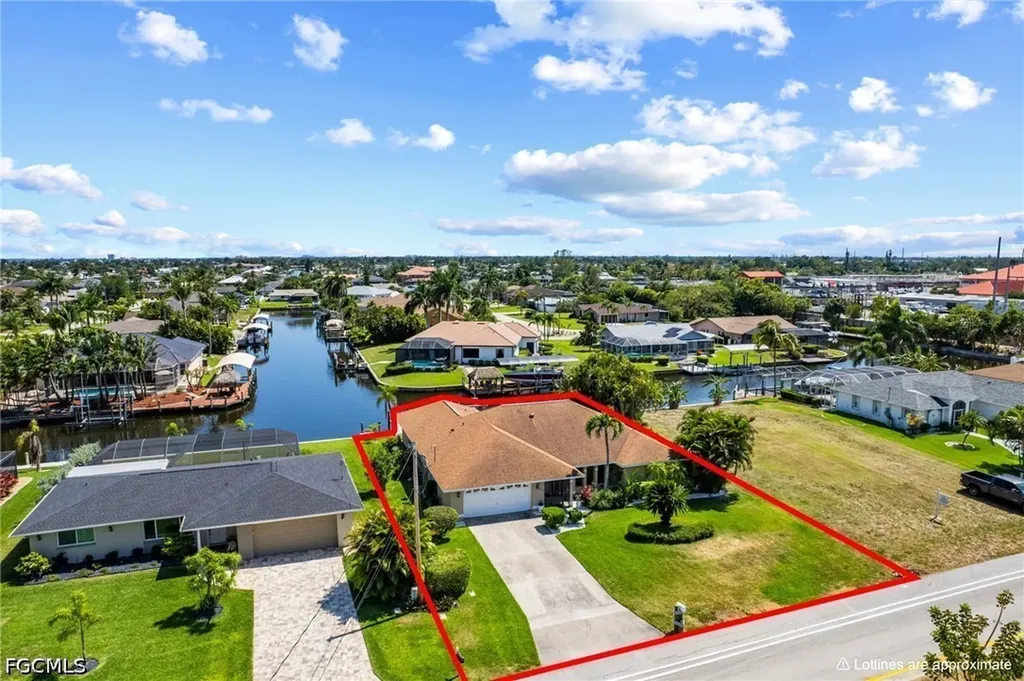 1906 Everest Parkway Cape Coral FL 33904