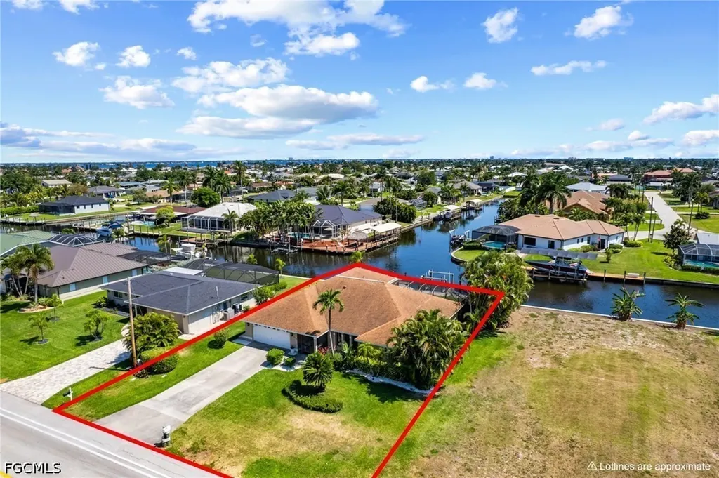 1906 Everest Parkway Cape Coral FL 33904