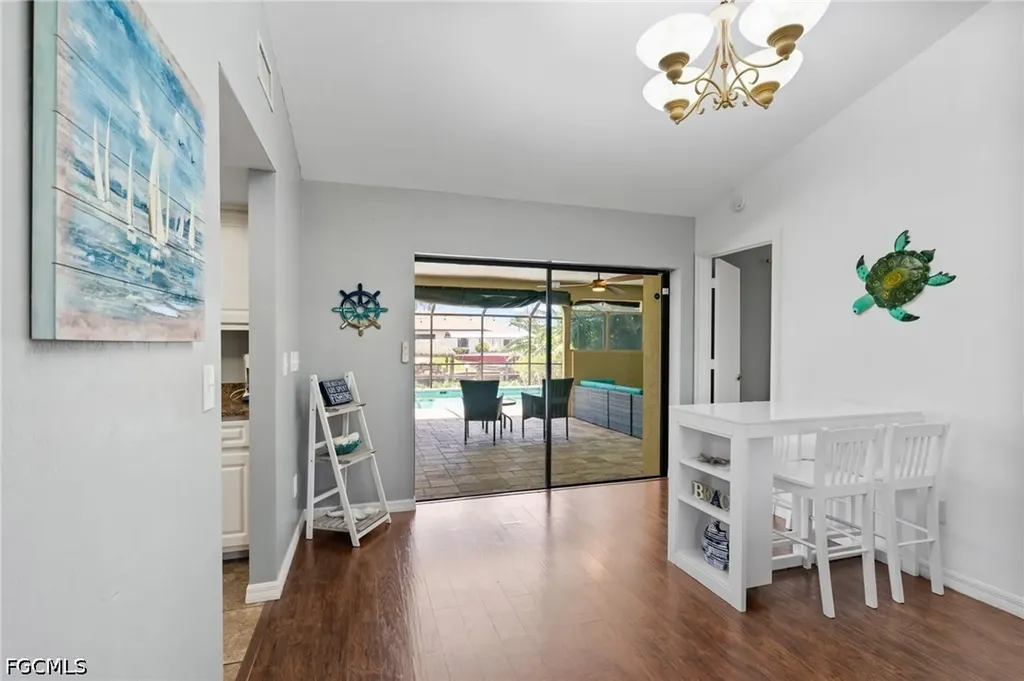 1906 Everest Parkway Cape Coral FL 33904